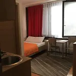 スタジオ シスターズ3 アパート リュブリャナ